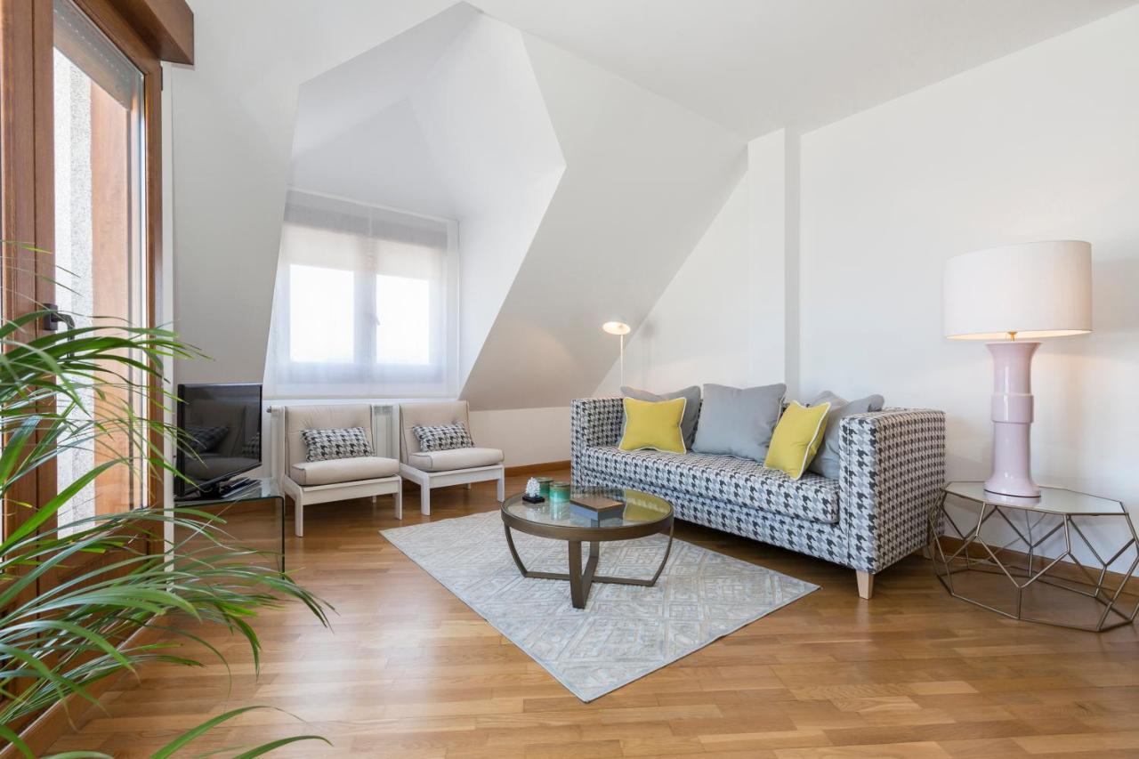 Apartamento Boutique Con Terraza Y Vistas Al Mar. Porto Vilanova Вильянуэва-де-Ароса Экстерьер фото