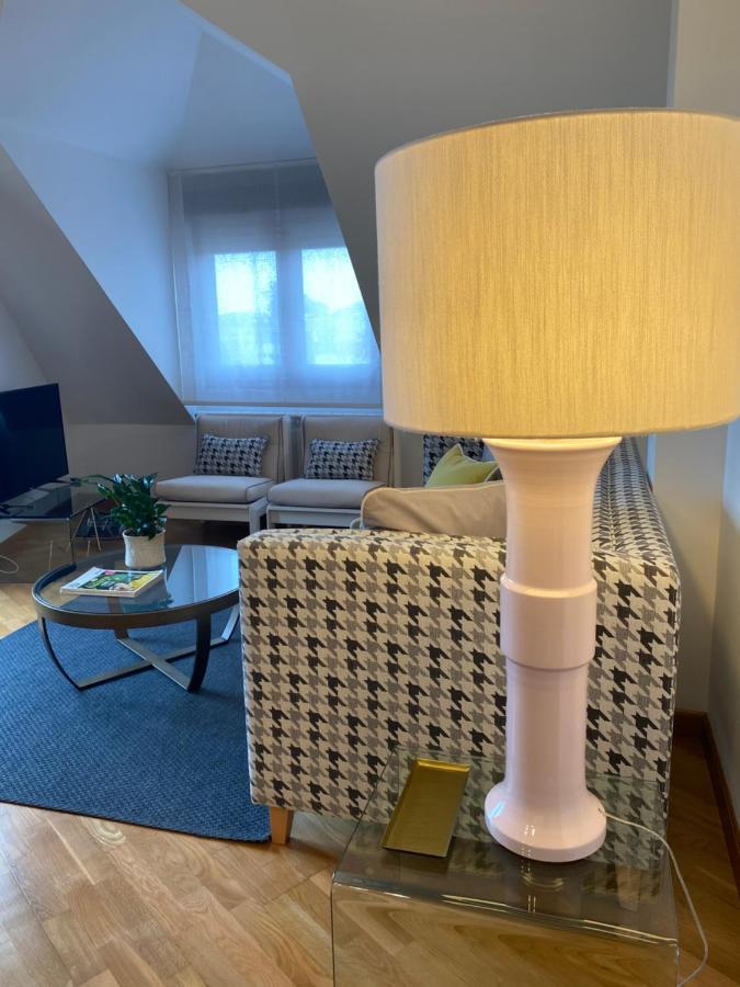 Apartamento Boutique Con Terraza Y Vistas Al Mar. Porto Vilanova Вильянуэва-де-Ароса Экстерьер фото