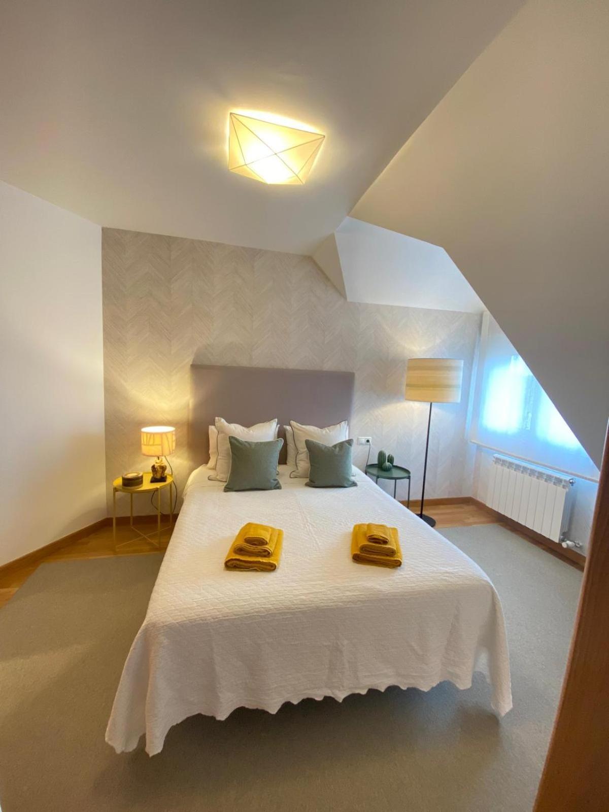 Apartamento Boutique Con Terraza Y Vistas Al Mar. Porto Vilanova Вильянуэва-де-Ароса Экстерьер фото