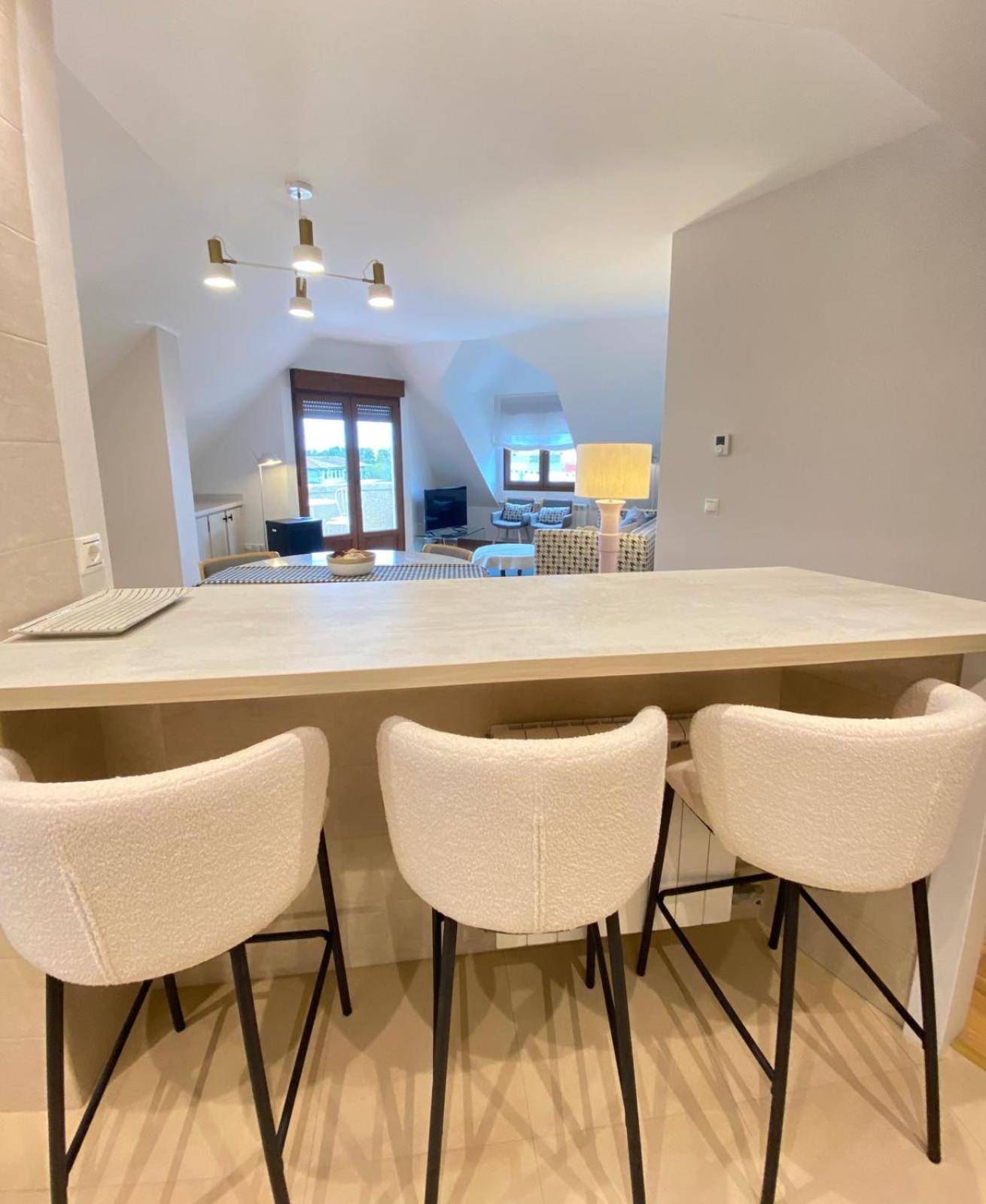 Apartamento Boutique Con Terraza Y Vistas Al Mar. Porto Vilanova Вильянуэва-де-Ароса Экстерьер фото